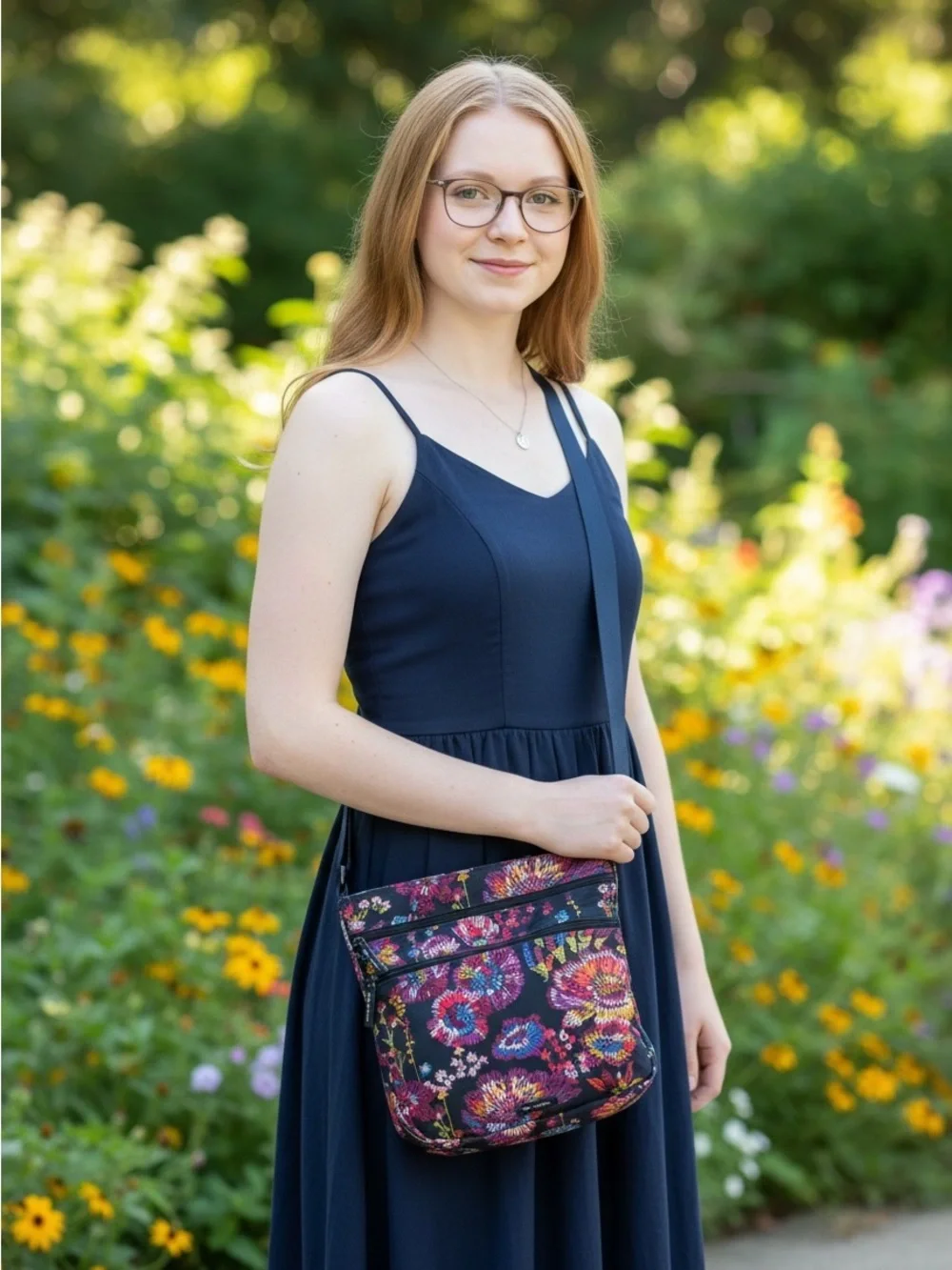 Vera Bradley Original Zip Hipster Crossbody Bag Black Multicolor Floral